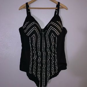 Torrid one piece swimsuit